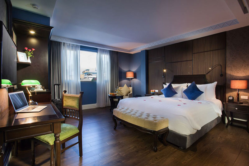 Premier Suite